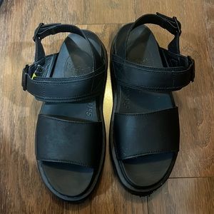 dr. Martens Voss leather sandals 38EU